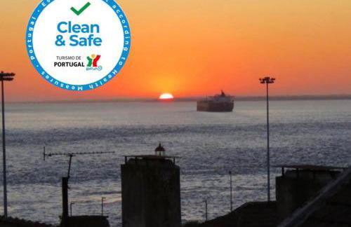 TEJO HOUSE RIVER Lisbon (Cacilhas) - Foto 20