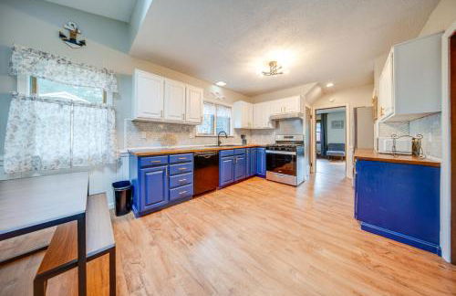 Central Erie Vacation Rental about 2 Mi to Beach! - Foto 11