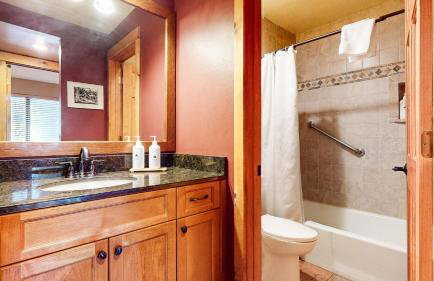 Discover 4 - Photo 24