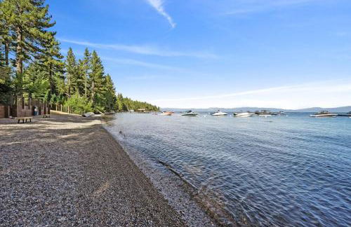 Tahoe City Retreat - For 8 - Foto 59