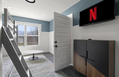 Swannanoa Serenity River Motif, Spa & Game Room - Foto 16