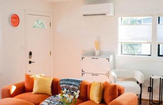 Entire house New Reno w AC Pet friendly gated back - Foto 20