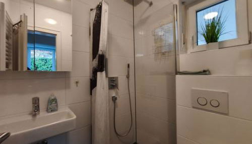 Helle Ferienwohnung mit Garten in ruhiger Lage Nähe Main und City - Foto 5, Shower