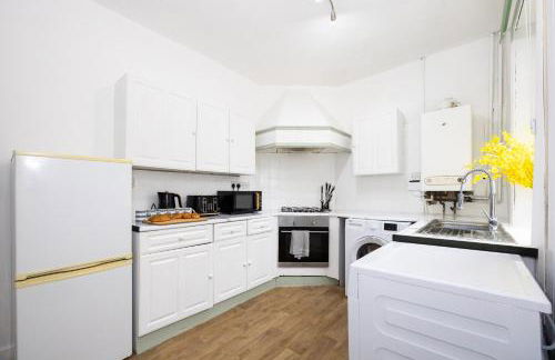 Cosy Four Bedroom Terrace Rishton - Foto 32