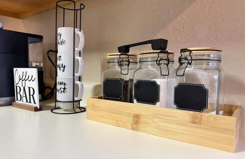 Peaceful West: 4BR Dusk Haven - Foto 64