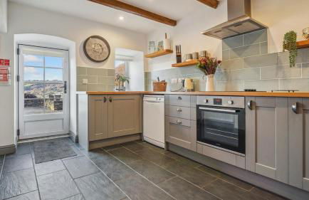 Private Getaway - Rural Charm - Photo 20