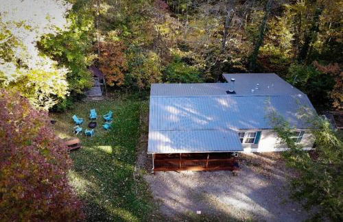 Bern's Summit Solitude: Stream-Front Serenity - Photo 28