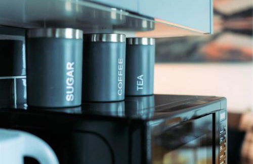 Riverside Rendezvous 1 bedroom Near Airport and City Centre SF - Foto 28