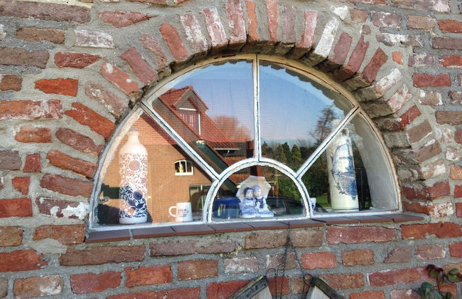 Gypsy Caravan in Weideblick With Farm Animals - Foto 43