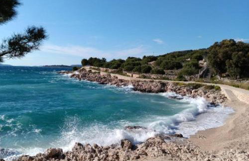 Valamoro Apartments - Photo 2