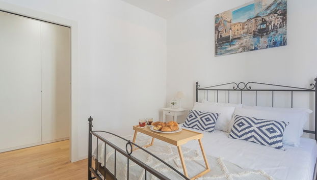 Independence Apartment With Balcony by Rent all Como - Foto 4, Habitación