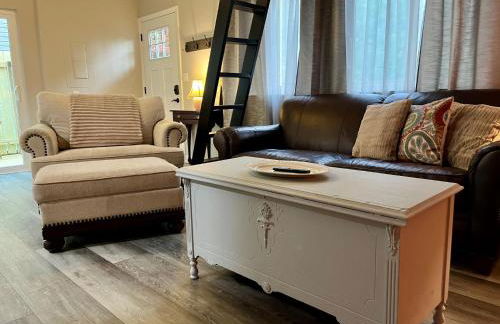 London Towne Bungalow Wloft - Walk To The Beach! - Foto 42