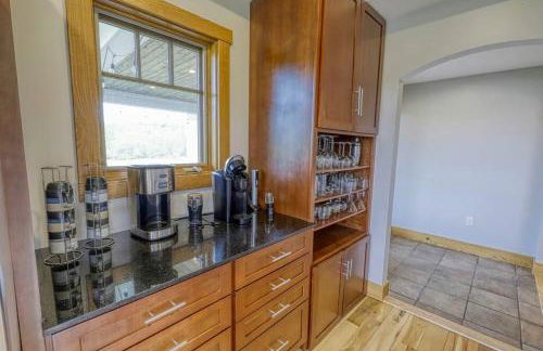 Huge Home w Studio Apt-Mountain Views-Hot Tub-Sauna - Foto 28