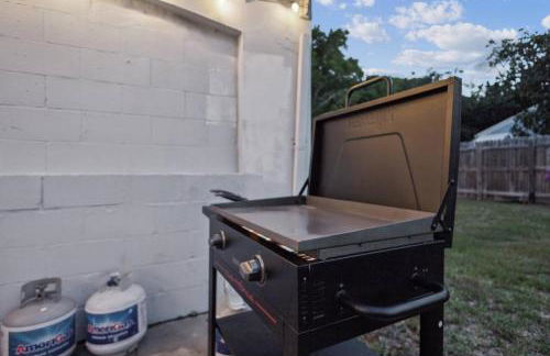 3BR Near Peanut Island | Events, Grill & Games - Foto 26