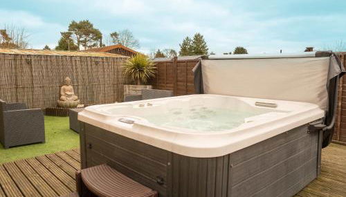 Nualas Lodge Private Hot Tub Escape - Foto 2