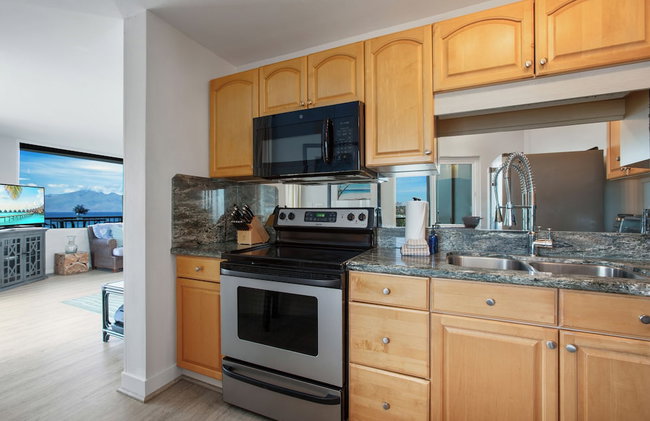 NEW KBM Resorts - FREE CAR - Garden View - Hale Ona Loa - Charming 1 Bedroom at Oceanside Resort HOL-102 - Foto 53