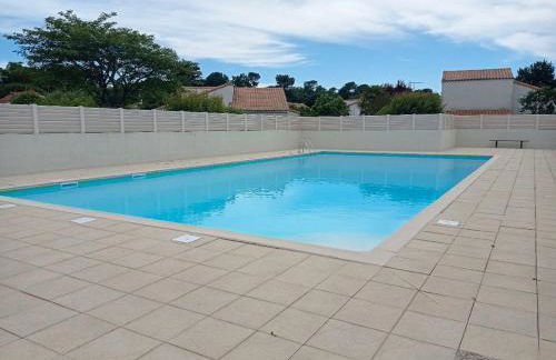 Charmante Maison Bord de Mer avec Piscine et Tennis 5-P - Foto 11