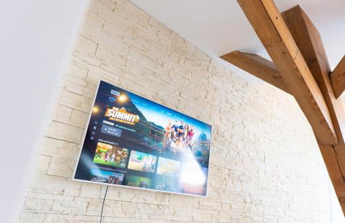 GreenTreeHomes - Penthouse Oak - Photo 48