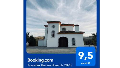 Spacious Villa with Exceptional Views in Malaga - Foto 3