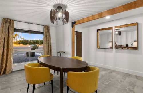 Modern Cactus Home - Luxe with Spa-baths Pool & Firepit - Foto 11