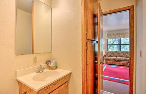 Cozy, Secluded Davis Cabin on 60 Wooded Acres - Foto 12