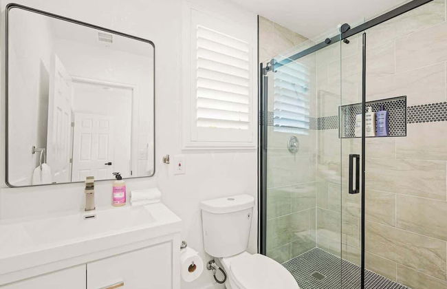 Cozy Retreat Near Downtown Perfect for Families - Foto 39