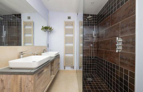 Stylish Home Beautiful Views & Parking Stroud - Foto 14