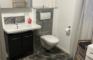 Ferienwohnung Nähe Autobahn Ruhige Lage für Familien & Monteure - Foto 8