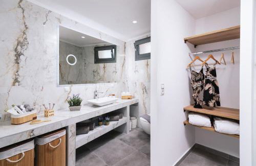 Aphrodite Luxury Accommodation - Photo 5