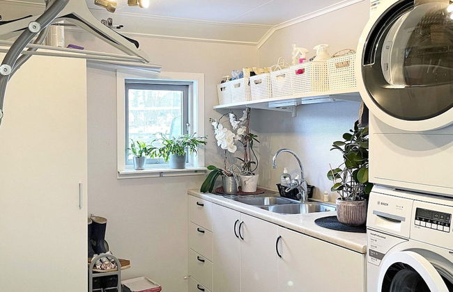 6 Person Holiday Home in Hallekis - Photo 5