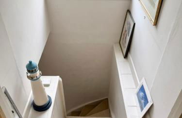 Tranquil Seaside Cottage by NewFo - Photo 21