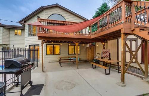 Backyard Oasis Pool Is A Beautiful Home - Photo 47