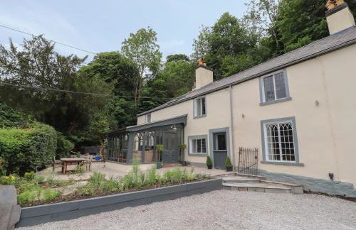 Cwmalis Hall - Photo 43