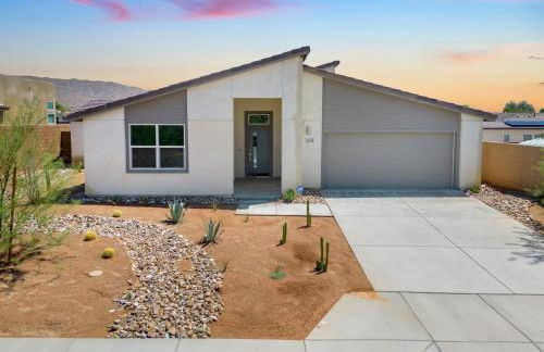 Desert Picasso! Pool, Spa, Games, Mountain Views - Foto 28