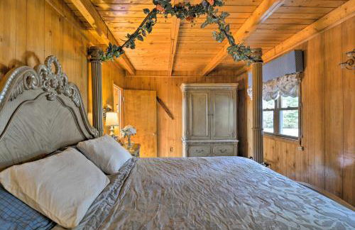 Riverfront Cabin in Alger with Patio and WiFi! - Foto 20