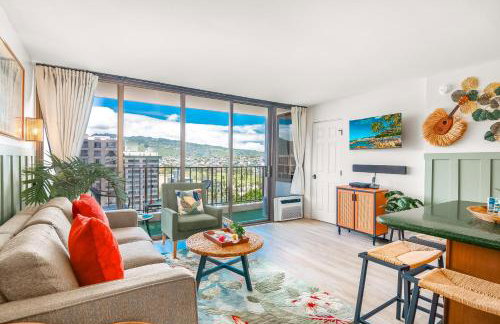 Mountain View Condo with King or Queen Bed and Parking - Photo 14