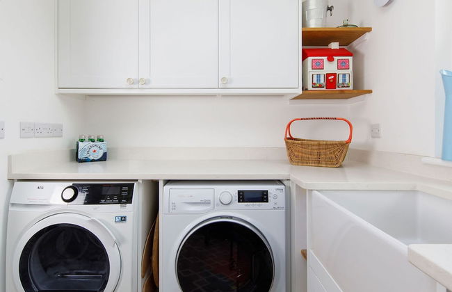 Amazing 5 BR Country Home Pool Gym Yoga Studio - Photo 38