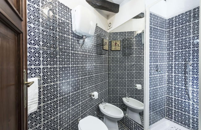 Diana in Pantheon Apartment - Photo 16