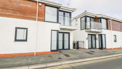 7 Marina View - Photo 2