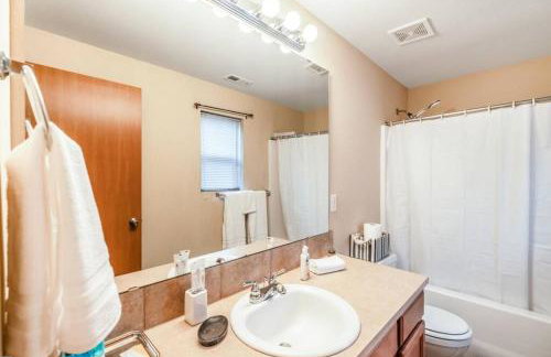 Serene Craftsman Near Boeing Everett - Photo 11