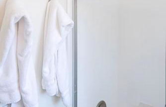 Montecito-Chic Beachside Retreat - Photo 43