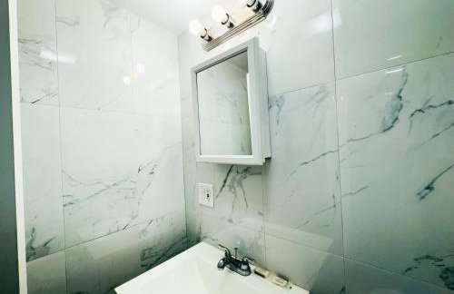 Lux Designer Home with Gaming Rm - Foto 19