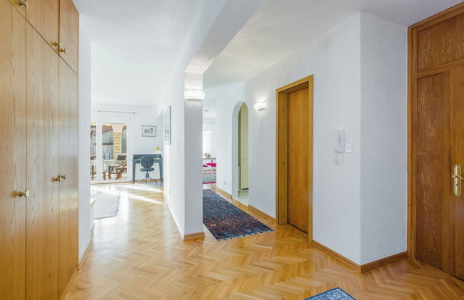 Elegant two-bedroom apartment with terrace in Rovinj - Photo 63