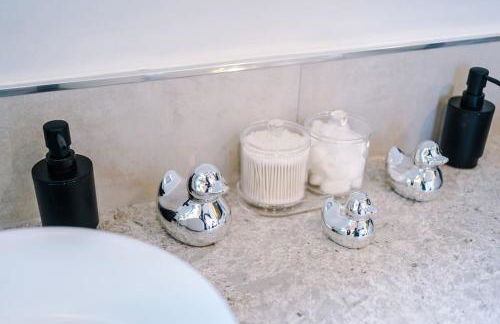 Incredible 3Bed Townhouse, Rooftop Patio, Sleeps 6 - Foto 64