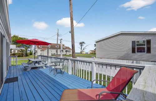 Welcome to Hokie Haven by the Bay - where Chesapeake sunsets meet Hokie spirit. - Foto 27