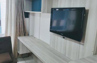 Studio completo frente à Praia do Gonzaga ( Pé na Areia ) - Foto 12