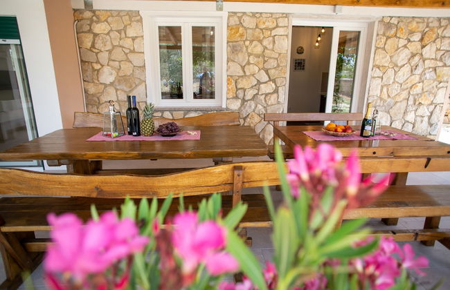 Villa Tina with Private Pool - Foto 30