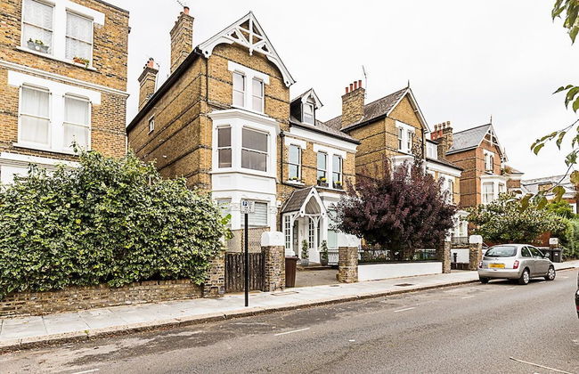 Charming Two-Bedroom Flat in West Hampstead - Photo 49