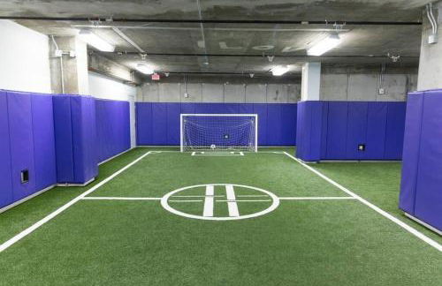 Modern Loft 15 Min from NYC with City View & Pool - Foto 16