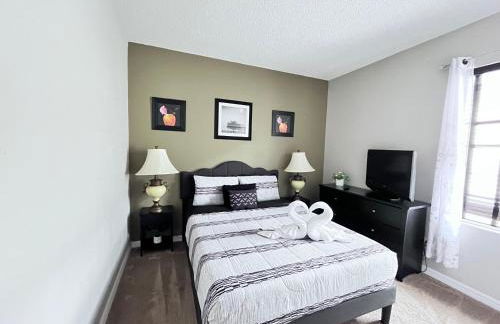 Spacious 2 en-suite BR, pool & spa retreat - Foto 36